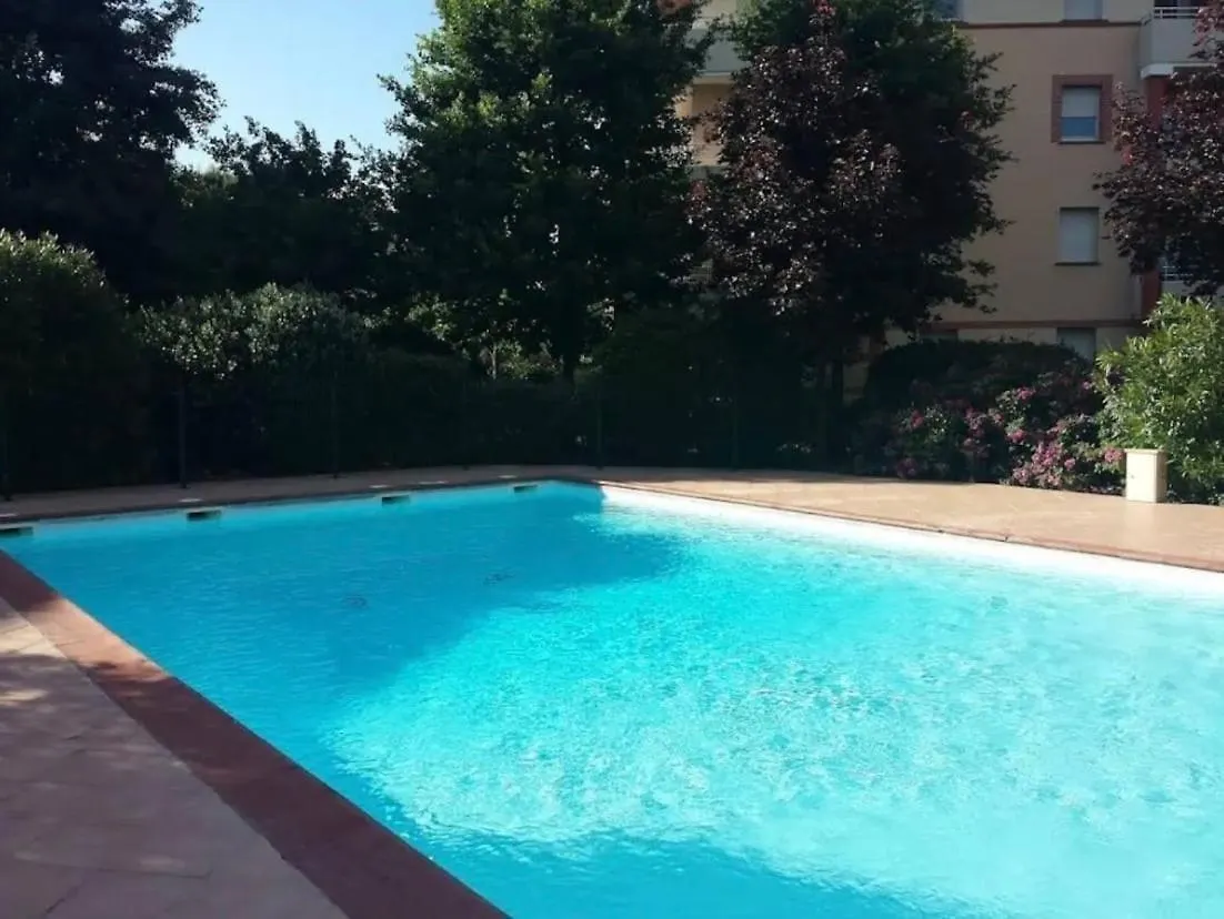 아파트 Appartement T2 En Residence 툴루즈